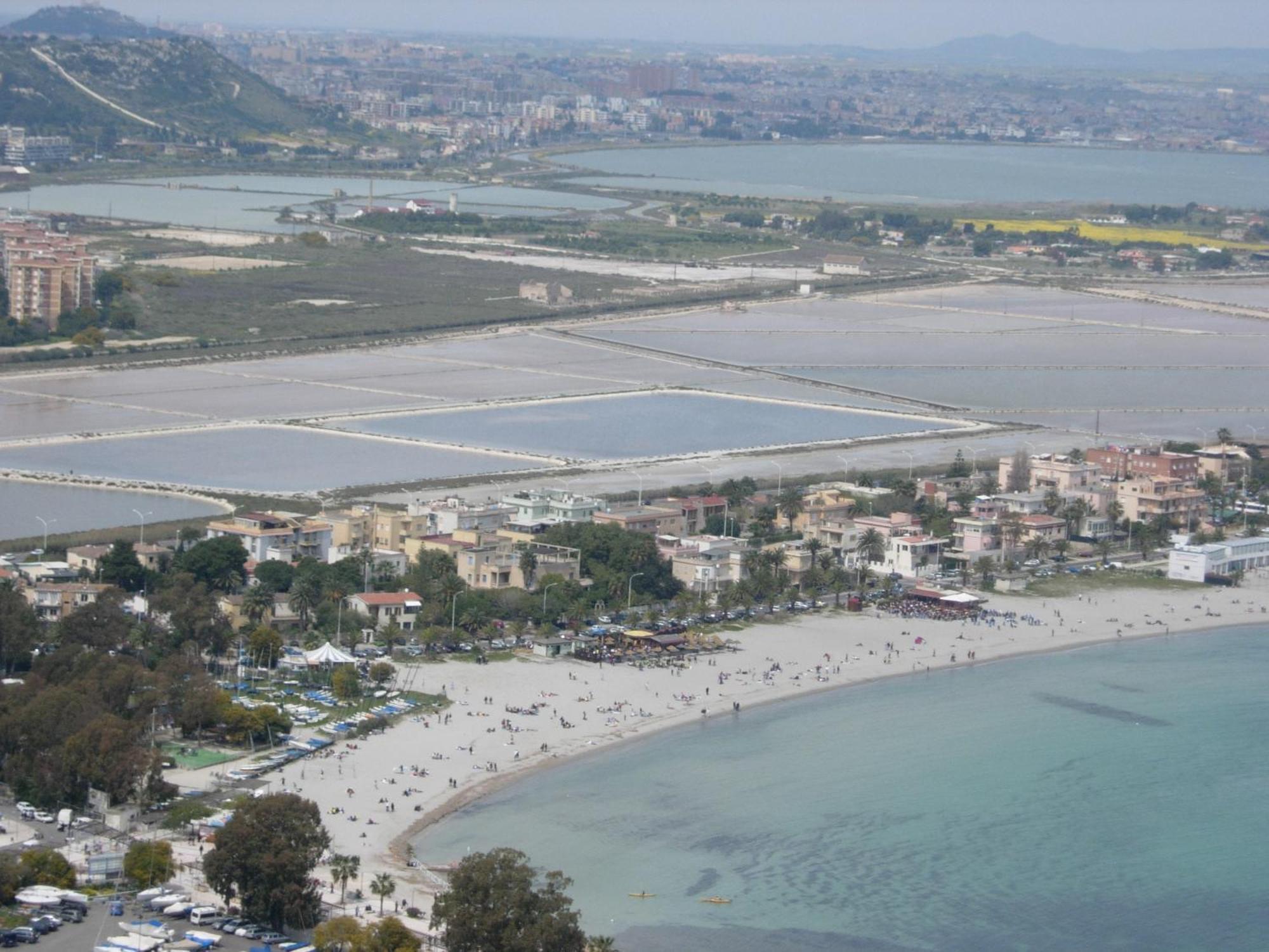 Lewis Rooms Poetto Beach Cagliari Dış mekan fotoğraf