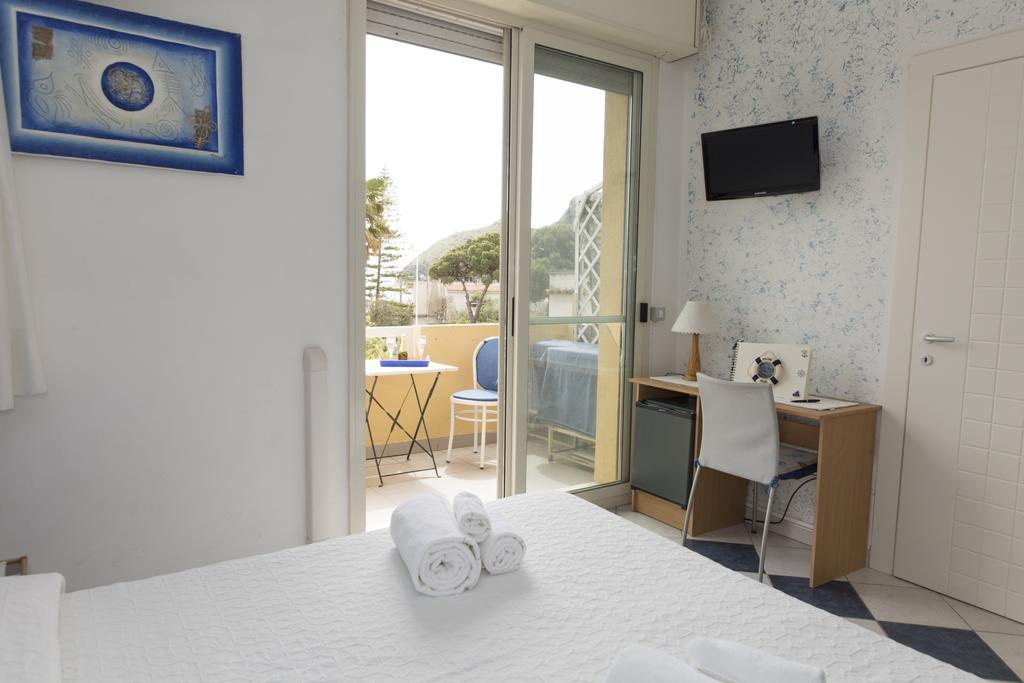 Lewis Rooms Poetto Beach Cagliari Dış mekan fotoğraf