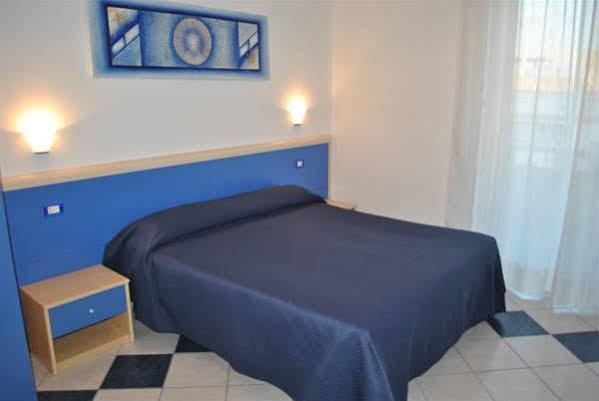 Lewis Rooms Poetto Beach Cagliari Dış mekan fotoğraf